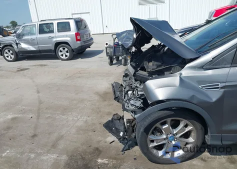 2013 Ford Escape Sel z USA, uszkodzony, nr VIN 1FMCU0H94DUC31482